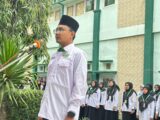 Pembiasaan Karakter Disiplin Melalui Upacara Bendera Hari Senin