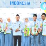 Apel Pagi dan Penyerahan Hadiah Juara OMI 2025 Di Kantor Kemenag Kabupaten Rembang : MAN 2 Rembang Tunjukkan Eksistensi Dalam Berprestasi